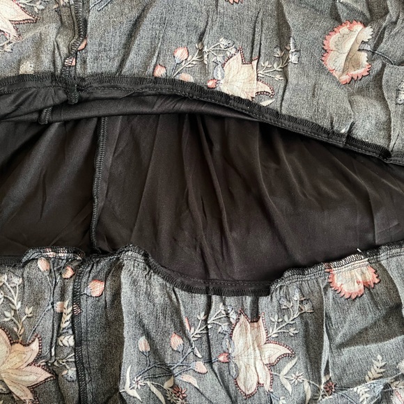 Wishlist Apparel Floral Black and Pink Women's Mid Calf Dress Size Medium - Picture 12 of 16